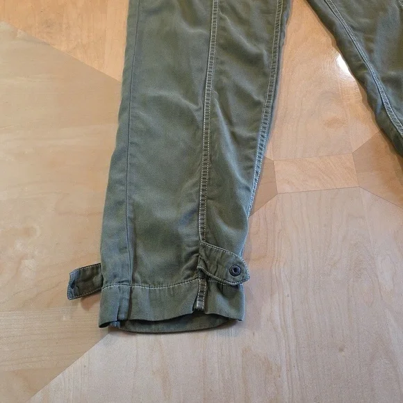 Anthropologie Jackson Army Green Tapered Utility Cargo Pants. Size 2 - Picture 3 of 9